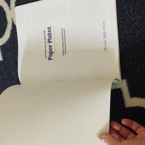 Vintage Craft Books - Paper Plates and Paper Tubes - Set of 2 - GrUC - Picture 3 of 14